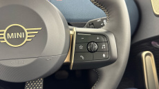 MINI Aceman 135kW E Classic 43kWh 5dr Auto Electric Hatchback